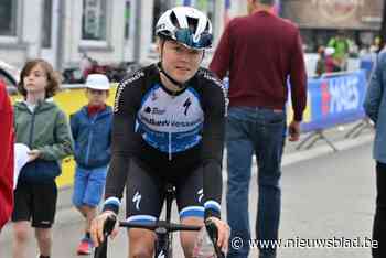 “Koersen met gekneusde en gebroken ribben, dat hoort er nu eenmaal bij”: Margot Vanpachtenbeke verbeet de pijn in Amstel Gold Race