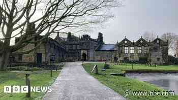 EV charging for Grade I listed building's grounds
