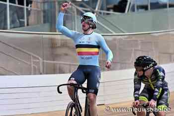 Lowie Nulens wint met veel bravoure keirinnummer in Vlaams Wielercentrum Eddy Merckx: “De jury heeft altijd gelijk, maar het prikkelde me wel”