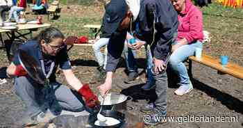 Katja vindt scouting geweldig voor haar zoon Luuk: ‘Ze leren vuurtjes maken, maar ook samenwerken’