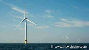Twee bemanningsleden gewond nadat schip tegen windmolen botst op Noordzee