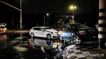 112-nieuws: auto's botsen in Tilburg • verwarde man uit huis gehaald