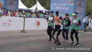 Chinesische Roboter laufen Halbmarathon gegen Menschen