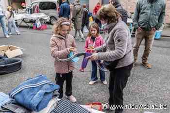 Krottegemse rommelmarkt lokt ondanks wisselvallig weer toch veel volk
