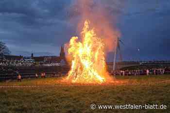 Osterfeuer im Kreis Höxter