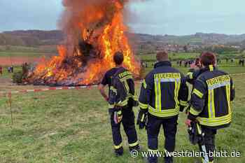 Mit Osterhasen, Musik oder Böllerschüssen