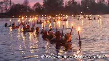 Mit Fackeln und Flossen: Poseidon im Salzgittersee geweckt