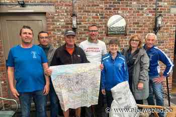 Leo (71) bereikt Wichelen tijdens lange wandeltocht van 4.600 kilometer voor het goede doel