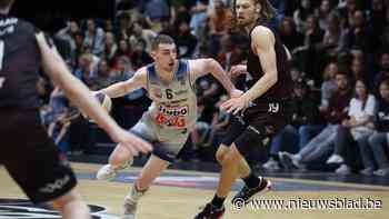 “Tijdens de rust iedereen op zijn taken gewezen”: Limburg United zet scheve situatie helemaal recht in ‘Limburgse derby’