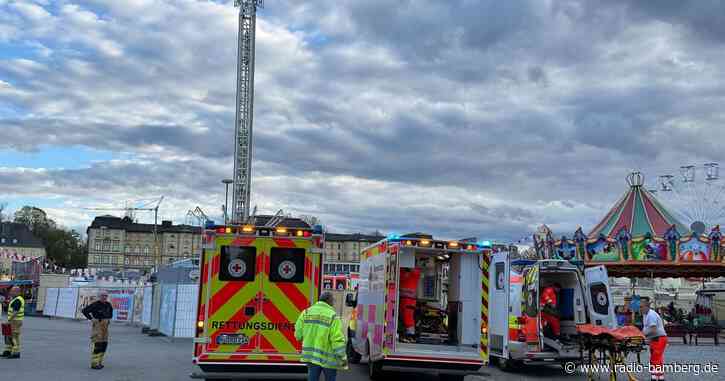 Fünf Verletzte bei Unfall mit Kettenkarussell in Bayreuth