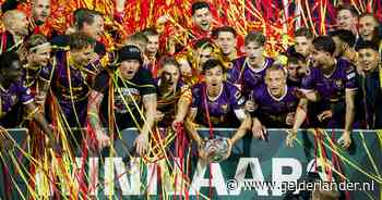 Stunt in de Kuip: Go Ahead Eagles verovert eerste KNVB-beker in clubgeschiedenis na penalty's tegen AZ