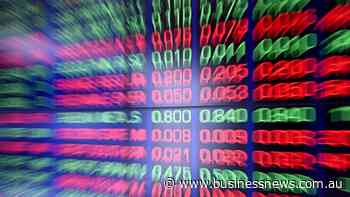 Gold shines as share safe haven after Trump Fed threat