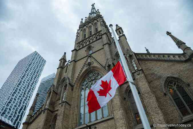 In the news today: Toronto, Montreal archbishops to hold mass for Pope Francis
