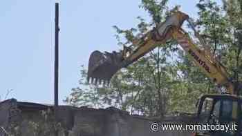 Ruspe all'ex Borghetto degli Artigiani: partono le demolizioni dei manufatti abusivi