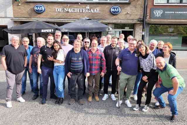 Wereldtop van amateur-biljarters strijkt neer in biljartlokaal van café De Nachtegaal