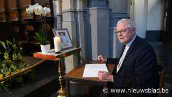 Bisschop Hoogmartens opent rouwregister voor de paus in Hasseltse kathedraal: “Ik ben hem bijzonder dankbaar”