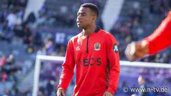 Was ist los mit Moukoko?: Der bodenlose Absturz des ehemaligen BVB-Wunderkinds