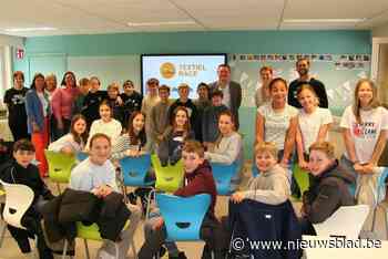 Textielrace kan schoolreis opleveren: schoolkinderen gaan strijd aan tegen wegwerpkledij