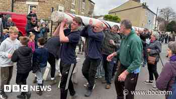 Village maypole removed for traditional makeover
