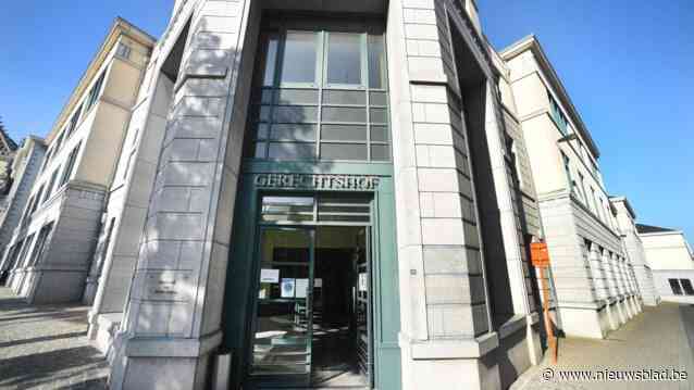 Twintiger uit Heusden-Zolder valt vriendin, zus en agenten aan: “Hij kneep haar keel dicht tot ze geen lucht meer kreeg”