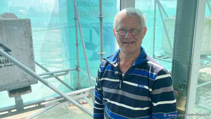 Ad kan niet in de tuin zitten deze zomer door stinkende grondvervuiling