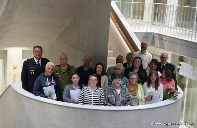 POL-KN: Gemeinsame Pressemitteilung des Polizeipräsidiums Konstanz und des Landratsamtes Tuttlingen - 19 Bürgerinnen und Bürger für Zivilcourage und vorbildliches Handeln geehrt (15.04.2025)