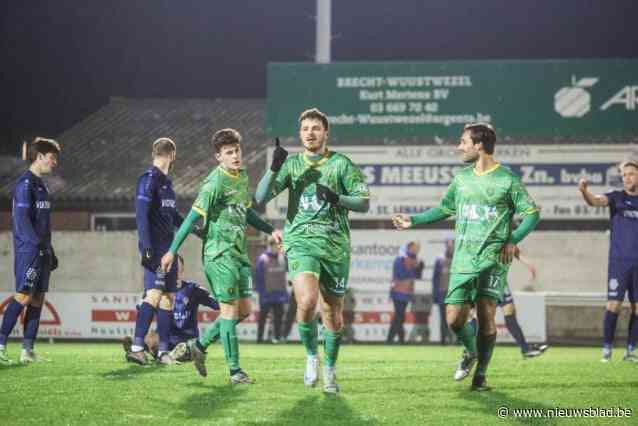“Vroeger zaten bij de bond nog mensen die gevoetbald hadden, nu zijn het allemaal advocaten”, Sint-Lenaarts is niet te spreken over 0-5-nederlaag voor groene tafel