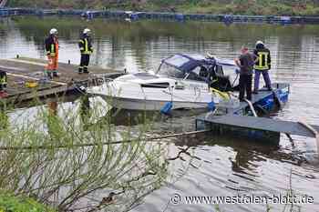 Feuerwehr verhindert Haverie eines Sportboots in Lauenförde