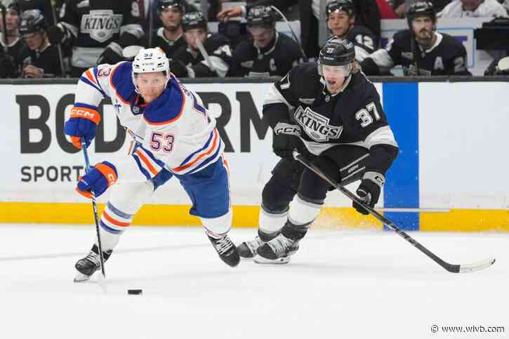 Sabres castoff Jeff Skinner breaks 15-year playoff drought