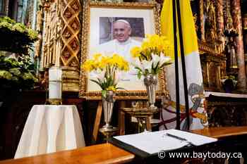 Which dignitaries and leaders are attending funeral of Pope Francis?