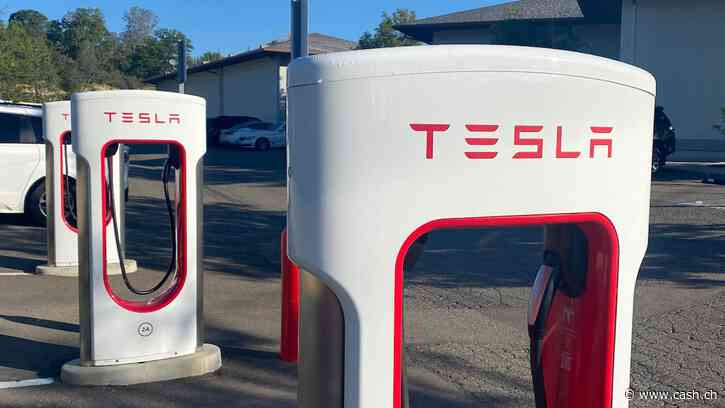 Tesla mit Umsatzrückgang und Gewinneinbruch