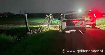 Voorbijganger ziet explosie en ruikt vreemde geur, agenten ontdekken dan de oorzaak