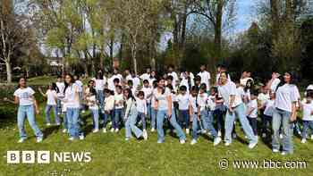 Youth choir to join mourners after death of Pope