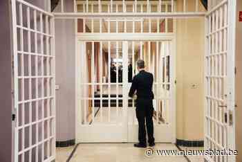 Rapport schetst vernietigend beeld over Gentse gevangenis: structurele overbevolking en schimmel in douches