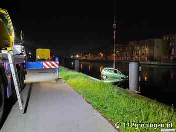 Te water geraakte auto geborgen door Berger Poort i.s.m. DuikbedrijfDTS