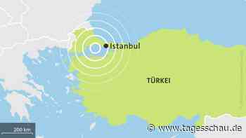 Erdbeben der Stärke 6,2 erschüttert Istanbul