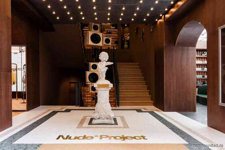 Nude Project landet in Amsterdam: Ein von Stanley Kubrick inspirierter Store für die Eroberung Nordeuropas