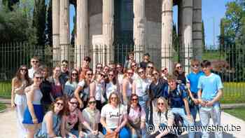 Zesdejaars beleven historische Romereis door overlijden paus: “Uniek om te zien hoe geloof leeft in de stad”