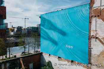 Coca-Cola OOH campaign celebrates shape of its glass bottle