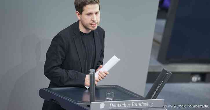 Kühnert begründet Rücktritt mit Angst um Sicherheit