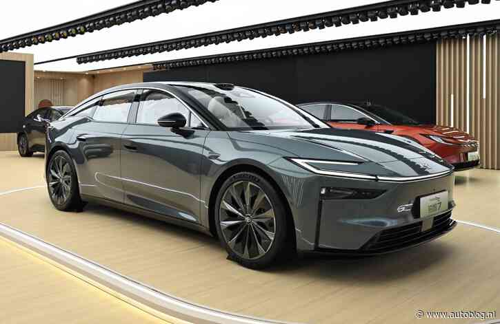 Toyota gaat Model 3 achterna met nieuw vlaggenschip