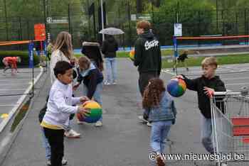 Weergoden remmen heel wat kinderen af om deel te nemen aan Buitenspeeldag