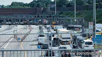 Unfälle sorgen für volle Straßen – kilometerlange Staus auf A7 und A1