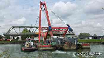 Brücke zwischen Emmerich und Oberhausen versetzt