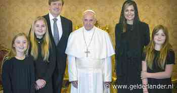 Geen Oranjes bij uitvaart paus, maar de ‘papenhaat’ is het paleis wel uit