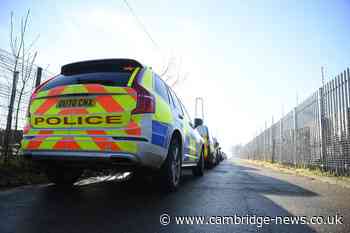 Drink driver swerved between lanes and drove at night with no headlights