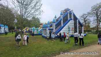 In beeld: Spelen in de regen is ook leuk in Schelle en Niel