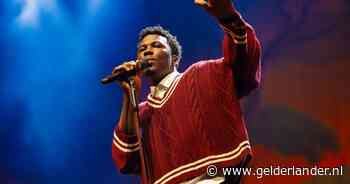 Claude stijgt bij de bookmakers, ook fanclubs songfestival enthousiast over C’est la vie