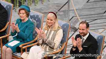 Nach Geheim-Urlaub mit Mette-Marit: Kronprinz Haakon äußert sich zu Königin Sonjas Gesundheitszustand