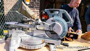 Bib voor gereedschap is trendsetter in Limburg: “Ze doen ons overal na, zelfs vrouwen komen hier figuurzagen lenen”